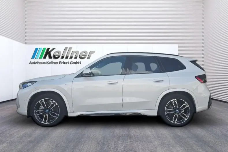 BMW iX1 (Seria X) din 2024 cu 16.183 km - oferta BMW251453 - foto 3