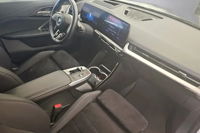 BMW iX1 (Seria X) din 2024 cu 16.183 km - oferta BMW251453 - foto 10