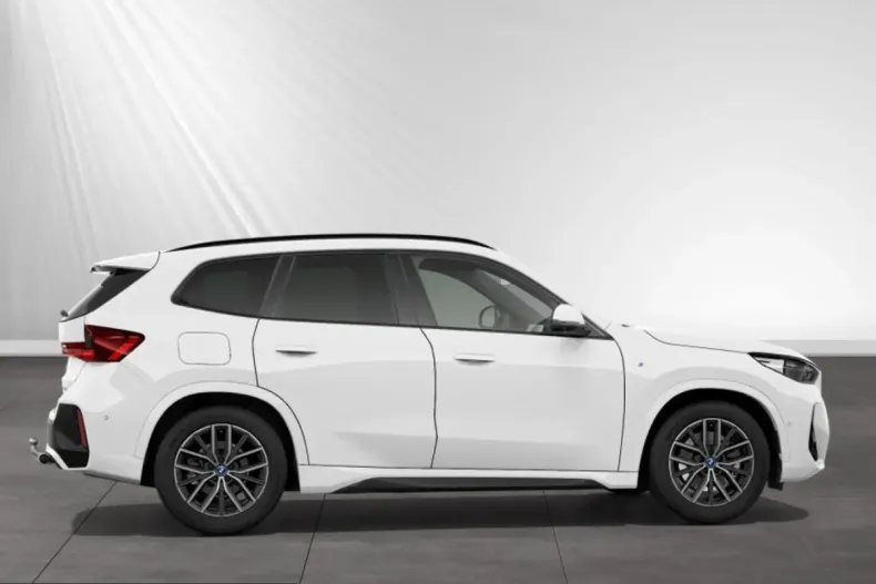 BMW iX1 (Seria X) din 2025 cu 33.120 km - oferta BMW251456 - foto 8