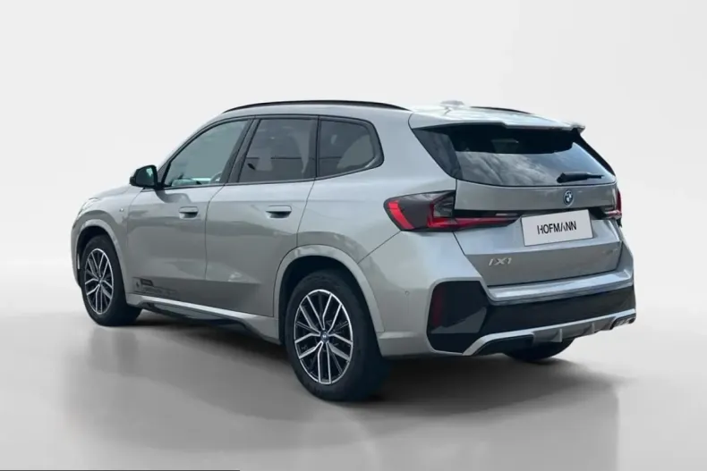 BMW iX1 (Seria X) din 2024 cu 48.100 km - oferta BMW251462 - foto 4