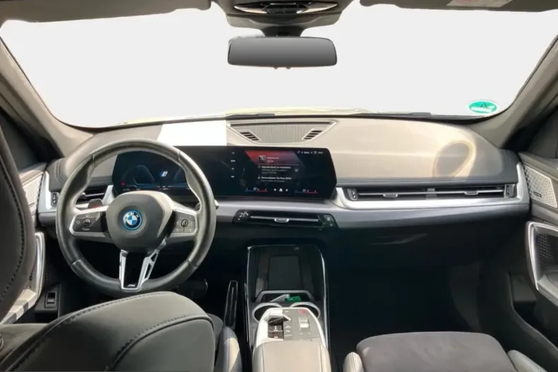 BMW iX1 (Seria X) din 2024 cu 48.100 km - oferta BMW251462 - foto 9