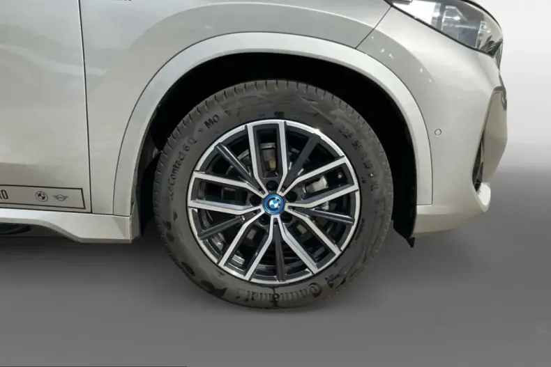 BMW iX1 (Seria X) din 2024 cu 48.100 km - oferta BMW251462 - foto 13