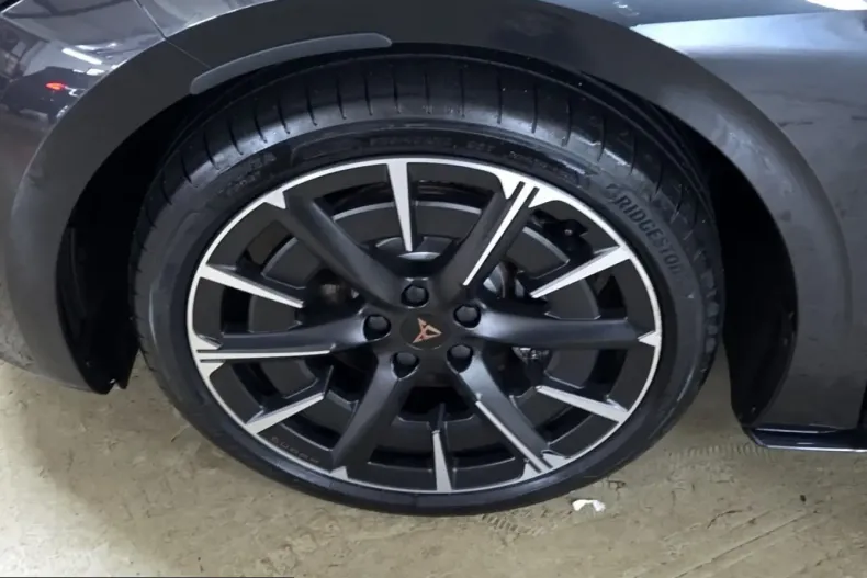 Cupra Born din 2025 cu 8.500 km - oferta CUP251463 - foto 11