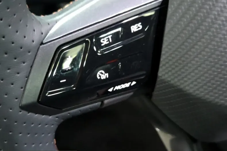 Cupra Born din 2025 cu 8.500 km - oferta CUP251463 - foto 13