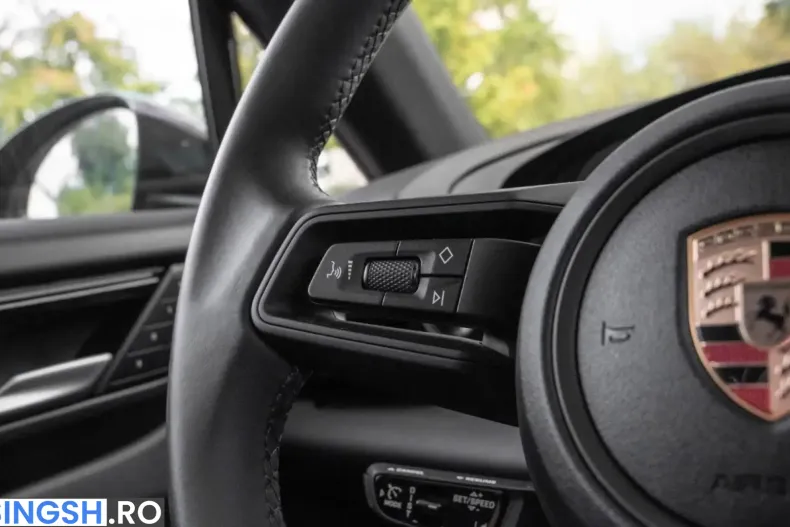 Porsche Macan din 2025 cu 5.600 km - oferta POR251465 - foto 19