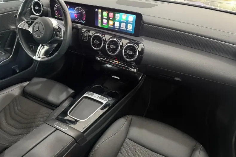 Mercedes-Benz CLA 180 (Clasa CLA) din 2024 cu 42.000 km - oferta MER251466 - foto 7