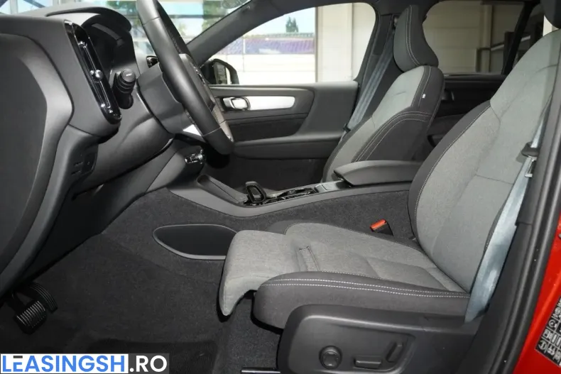 Volvo XC40 din 2024 cu 24.600 km - oferta VOL251478 - foto 9