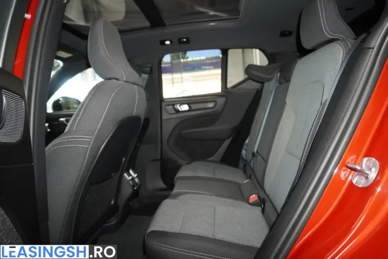 Volvo XC40 din 2024 cu 24.600 km - oferta VOL251478 - foto 11