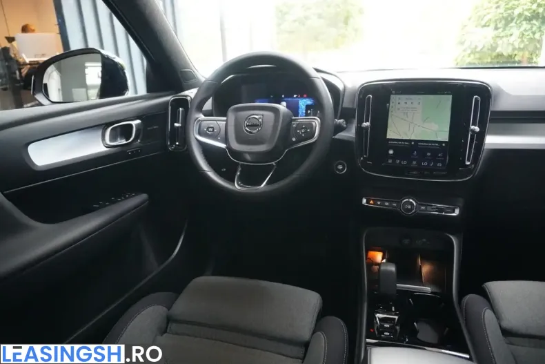 Volvo XC40 din 2024 cu 24.600 km - oferta VOL251478 - foto 12