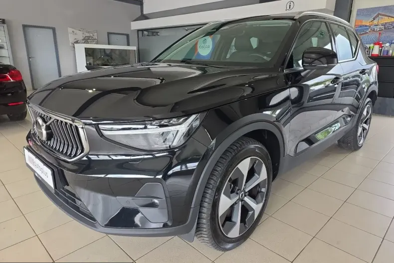 Volvo XC40 din 2023 cu 28.283 km - oferta VOL251479 - foto 1
