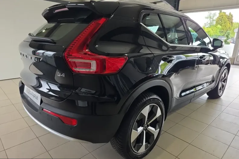 Volvo XC40 din 2023 cu 28.283 km - oferta VOL251479 - foto 6