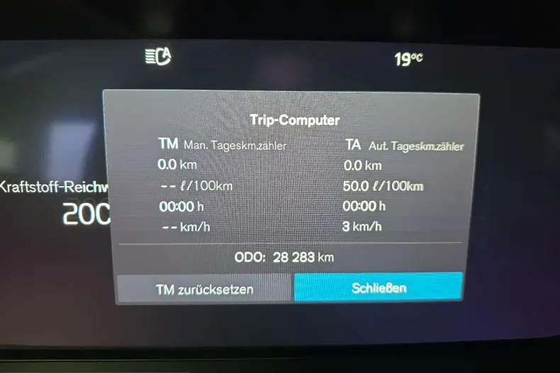 Volvo XC40 din 2023 cu 28.283 km - oferta VOL251479 - foto 23