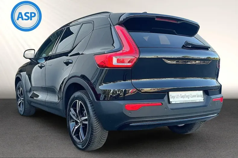 Volvo XC40 din 2023 cu 46.855 km - oferta VOL251480 - foto 6