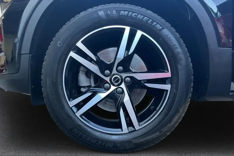 Volvo XC40 din 2023 cu 46.855 km - oferta VOL251480 - foto 42
