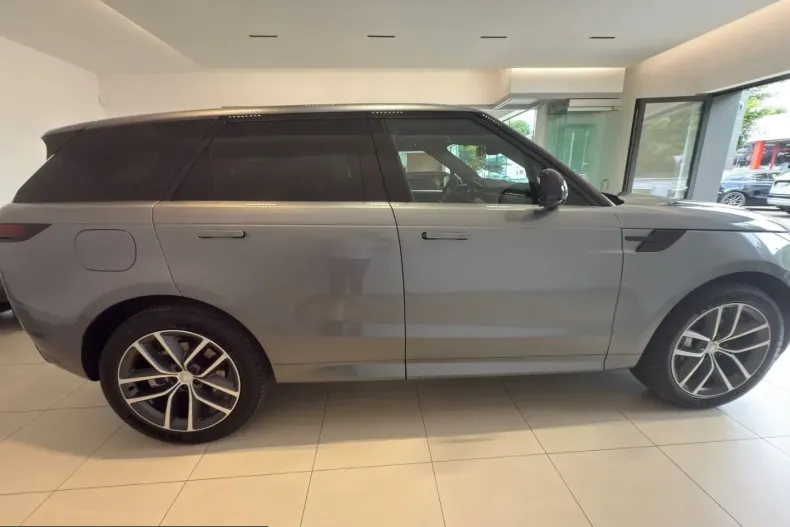 Land Rover Range Rover Sport din 2025 cu 13.600 km - oferta LAN251484 - foto 4