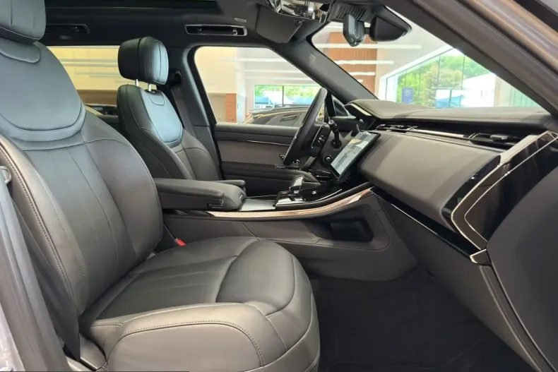 Land Rover Range Rover Sport din 2025 cu 13.600 km - oferta LAN251484 - foto 14