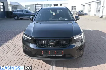 Volvo XC40 din 2025 - oferta VOL251487