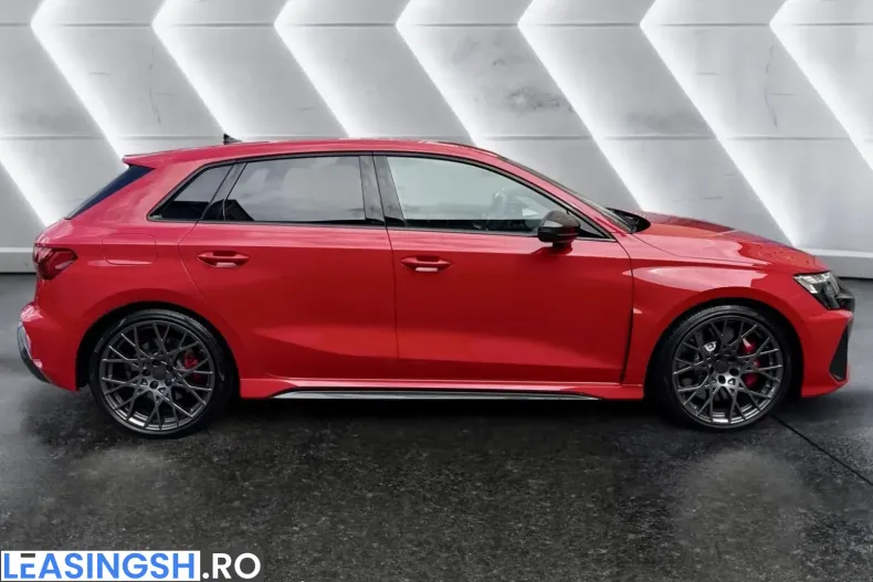 Audi RS3 din 2025 cu 5.321 km - oferta AUD251494 - foto 2