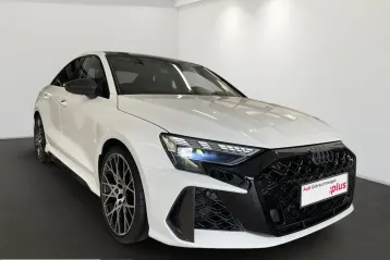 Audi RS3 din 2024 - oferta AUD251495
