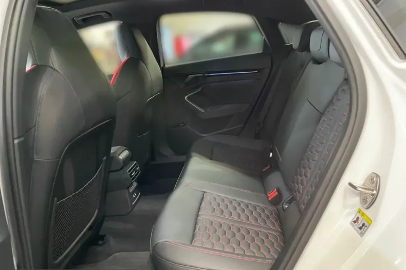 Audi RS3 din 2024 cu 4.520 km - oferta AUD251495 - foto 11