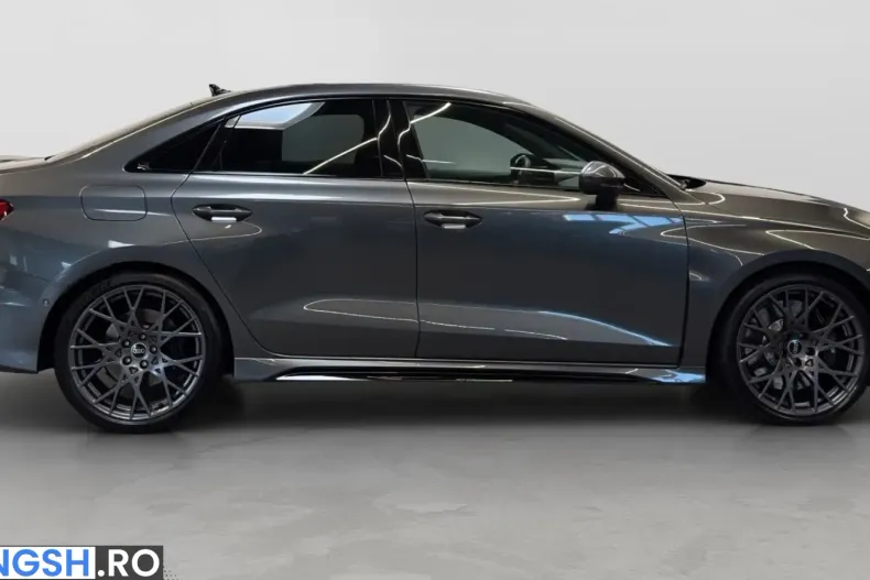 Audi RS3 din 2025 cu 12.650 km - oferta AUD251496 - foto 2