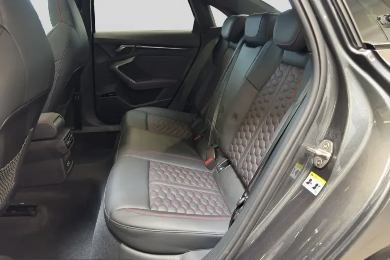 Audi RS3 din 2025 cu 12.650 km - oferta AUD251496 - foto 14
