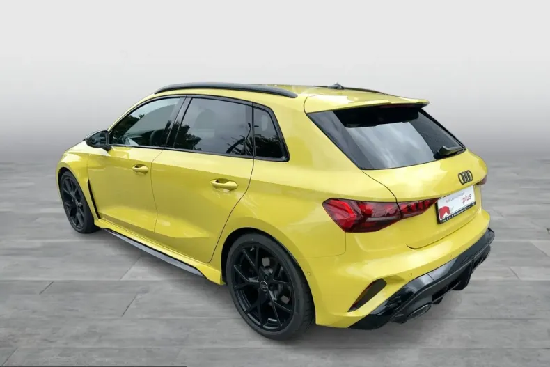 Audi RS3 din 2025 cu 7.541 km - oferta AUD251497 - foto 3