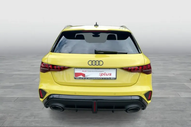 Audi RS3 din 2025 cu 7.541 km - oferta AUD251497 - foto 4