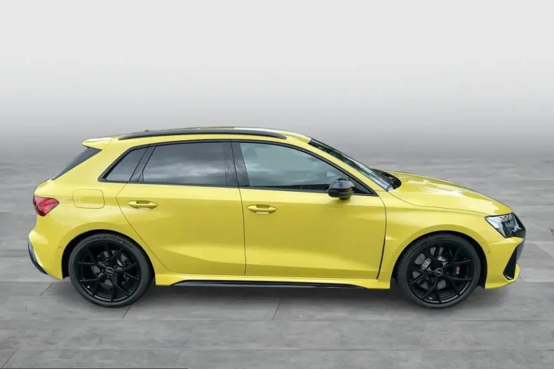 Audi RS3 din 2025 cu 7.541 km - oferta AUD251497 - foto 6