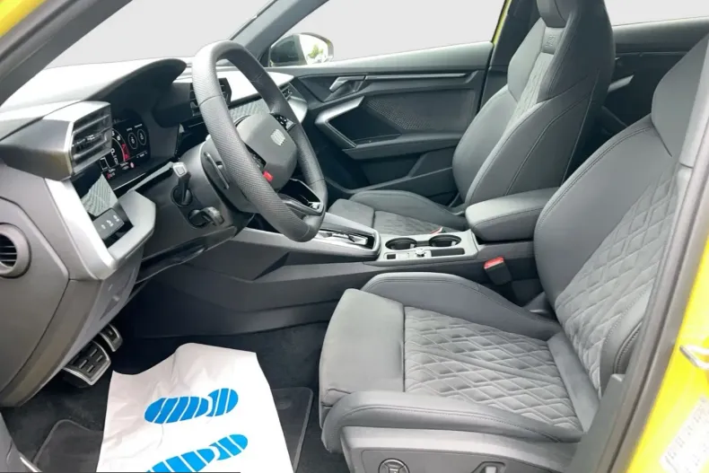 Audi RS3 din 2025 cu 7.541 km - oferta AUD251497 - foto 9