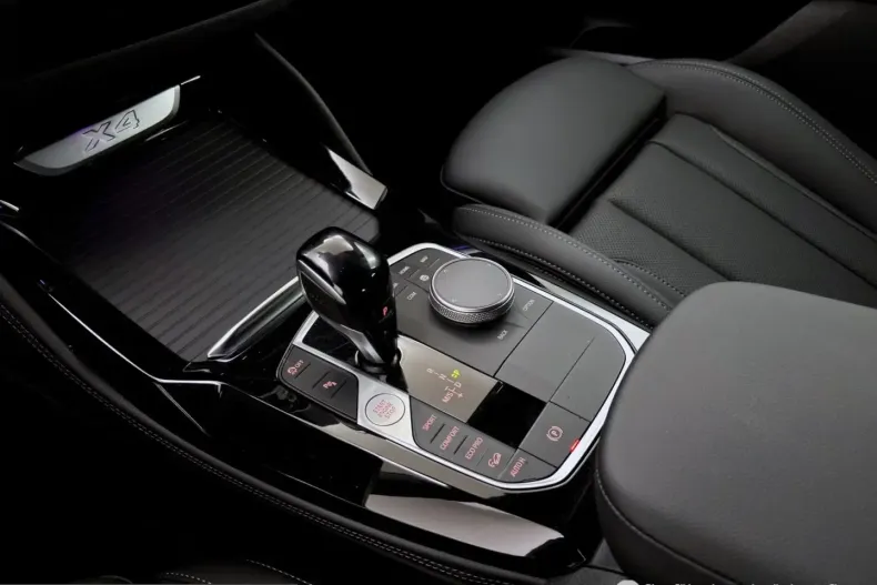 BMW X4 (Seria X) din 2025 cu 6.200 km - oferta BMW251498 - foto 14