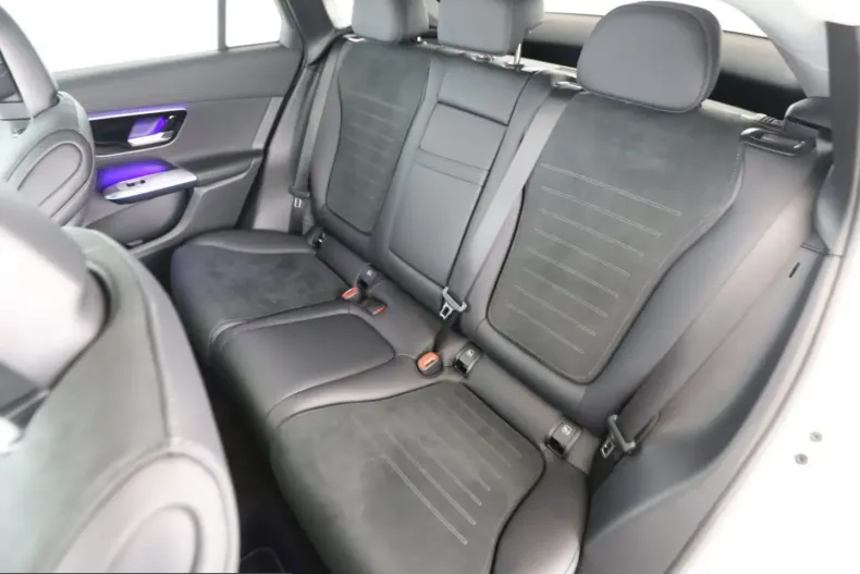 Mercedes-Benz GLC 300 (Clasa GLC) din 2025 cu 10.788 km - oferta MER251501 - foto 12