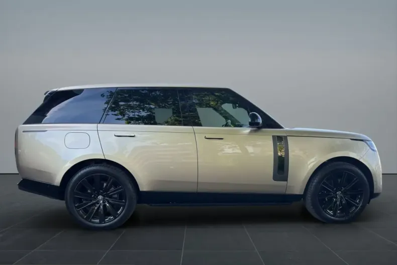 Land Rover Range Rover din 2025 cu 8.500 km - oferta LAN251528 - foto 1