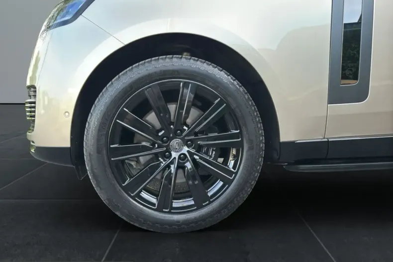 Land Rover Range Rover din 2025 cu 8.500 km - oferta LAN251528 - foto 4