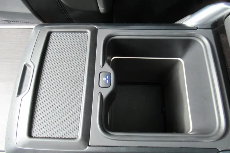 Land Rover Range Rover din 2024 cu 35.000 km - oferta LAN251529 - foto 15