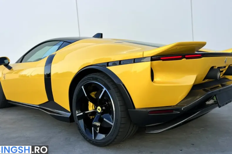 Ferrari Testarossa din 2026 cu 77 km - oferta FER251532 - foto 4