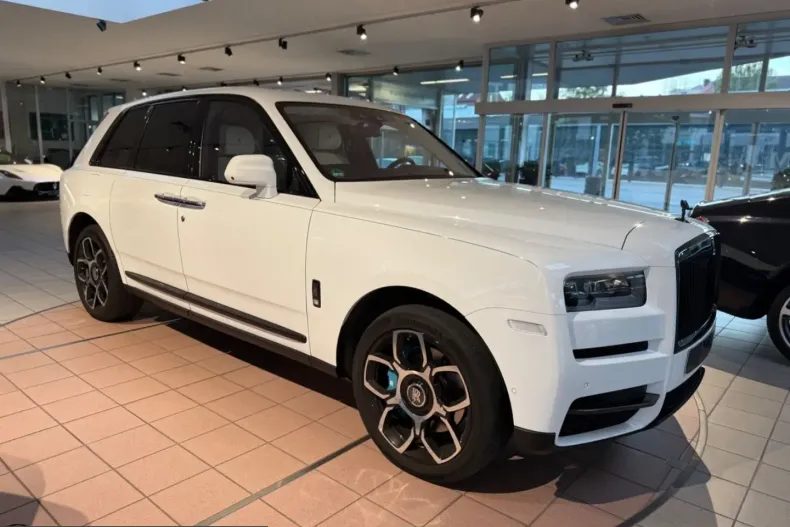 Rolls-Royce Cullinan din 2023 cu 56.400 km - oferta ROL251546 - foto 2