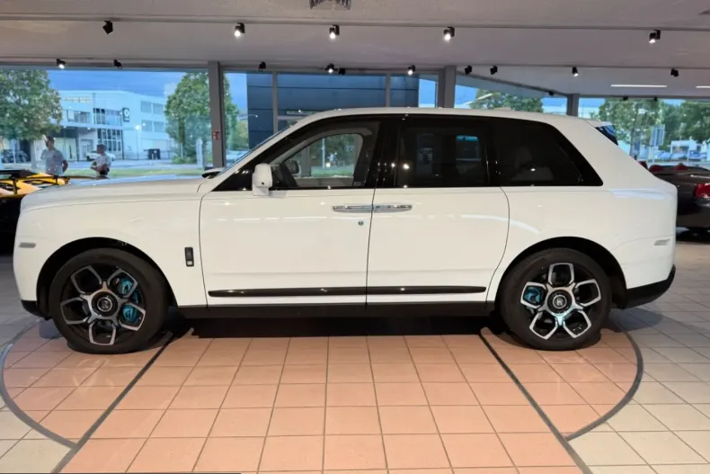 Rolls-Royce Cullinan din 2023 cu 56.400 km - oferta ROL251546 - foto 5