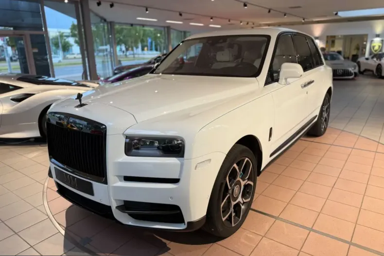 Rolls-Royce Cullinan din 2023 cu 56.400 km - oferta ROL251546 - foto 6