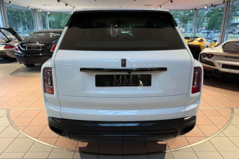 Rolls-Royce Cullinan din 2023 cu 56.400 km - oferta ROL251546 - foto 8