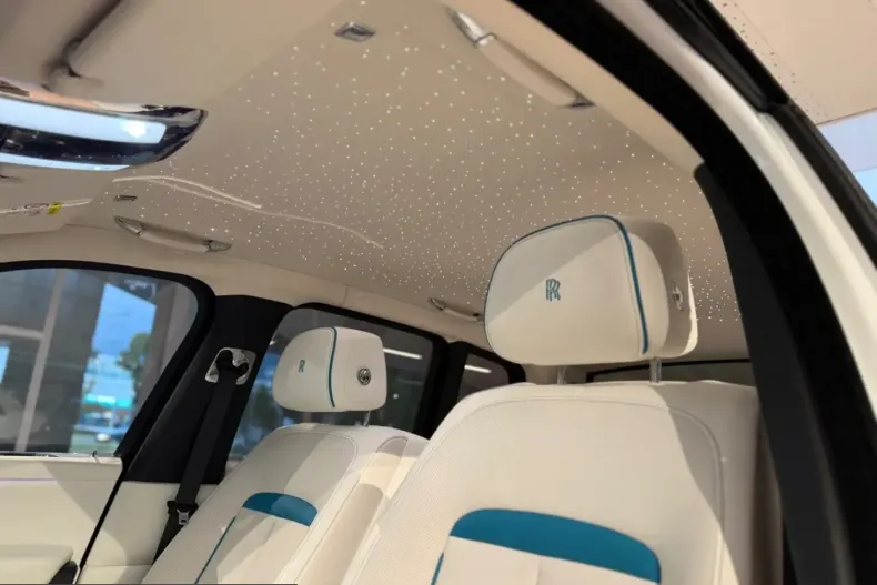 Rolls-Royce Cullinan din 2023 cu 56.400 km - oferta ROL251546 - foto 16