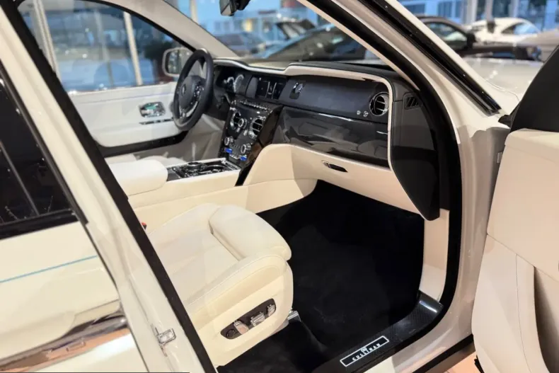 Rolls-Royce Cullinan din 2023 cu 56.400 km - oferta ROL251546 - foto 23