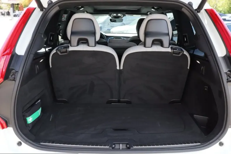Volvo XC90 din 2024 cu 35.900 km - oferta VOL251551 - foto 10