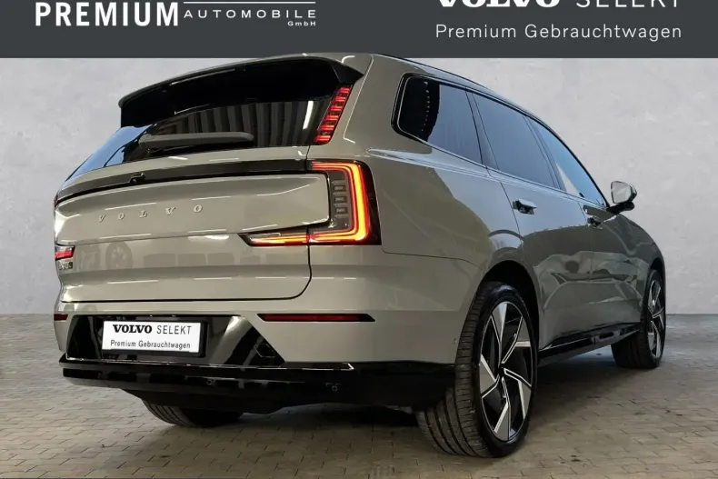 Volvo EX90 din 2024 cu 16.900 km - oferta VOL251552 - foto 2