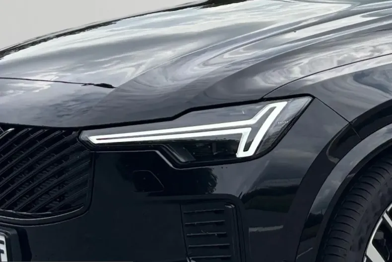 Volvo XC90 din 2025 cu 10.055 km - oferta VOL251553 - foto 10