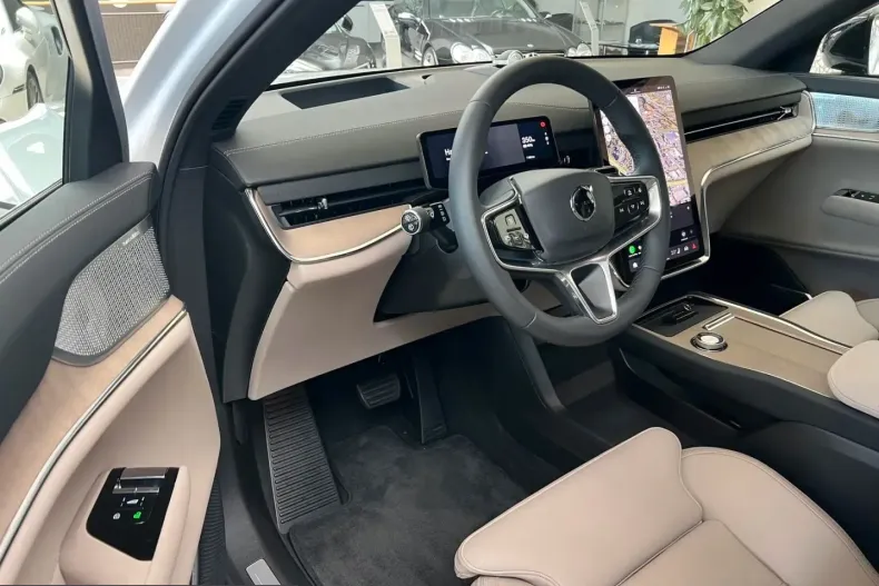 Volvo EX90 din 2025 cu 7.165 km - oferta VOL251554 - foto 12