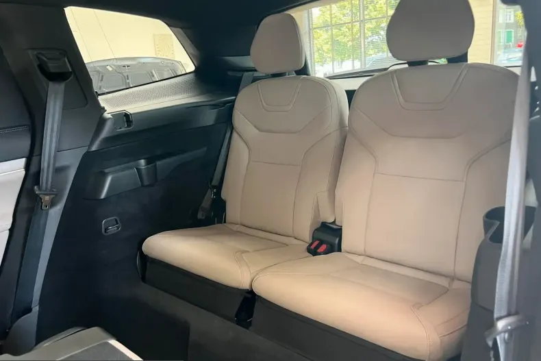 Volvo EX90 din 2025 cu 7.165 km - oferta VOL251554 - foto 16