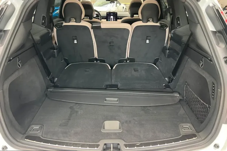 Volvo EX90 din 2025 cu 7.165 km - oferta VOL251554 - foto 19