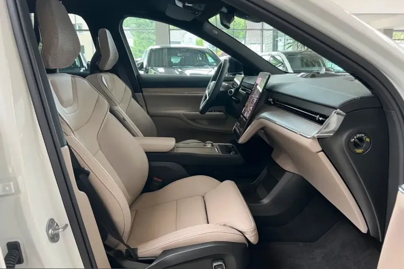 Volvo EX90 din 2025 cu 7.165 km - oferta VOL251554 - foto 33