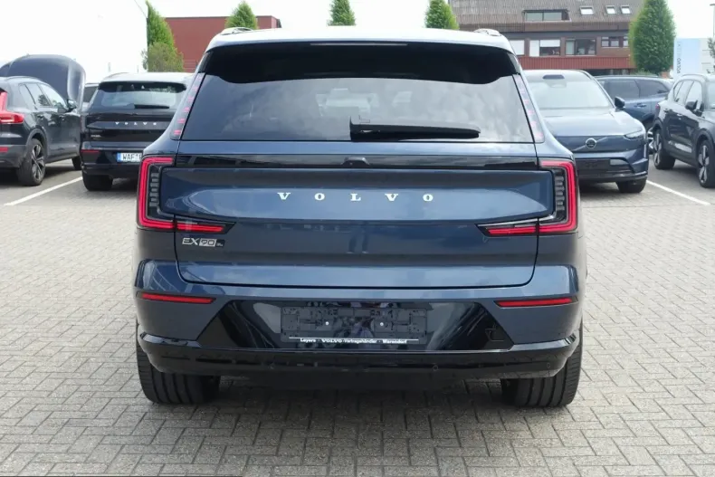 Volvo EX90 din 2025 cu 9.750 km - oferta VOL251555 - foto 6